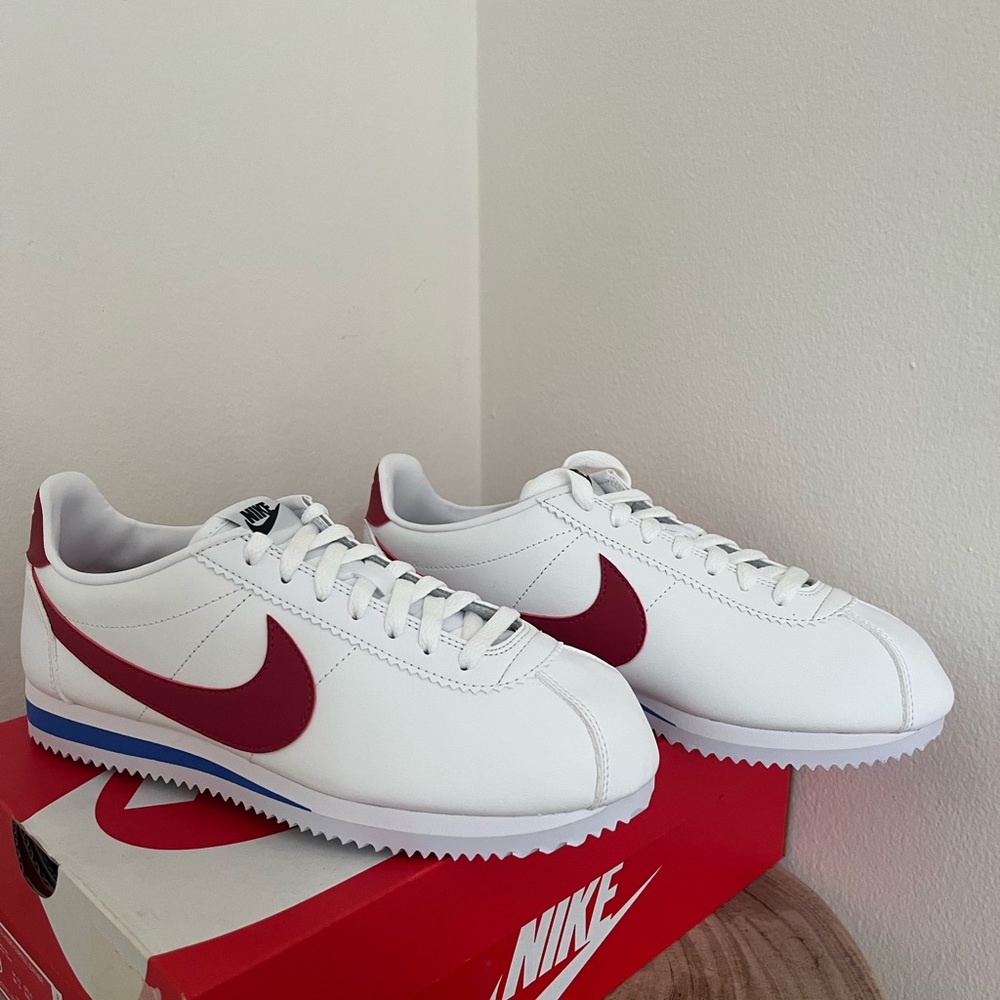 SOLD - Nike Classic Cortez Leather - Picture 2 of 2
